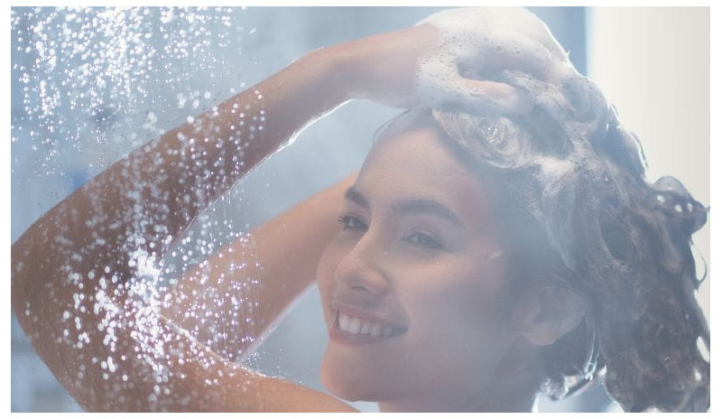 Les erreurs les plus courantes lors du lavage des cheveux (et comment les éviter)